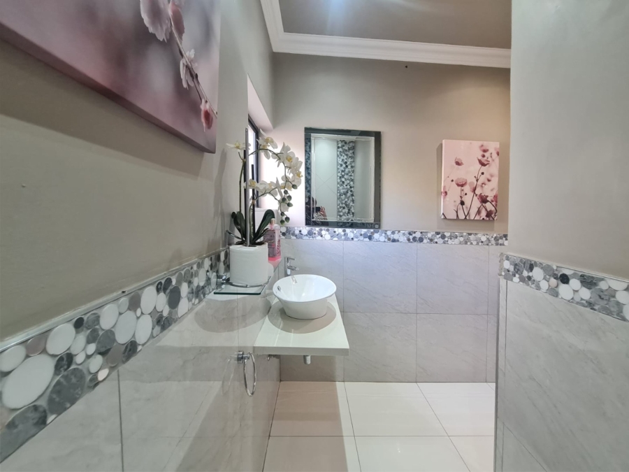 To Let 4 Bedroom Property for Rent in Leloko Lifestyle Estate North West